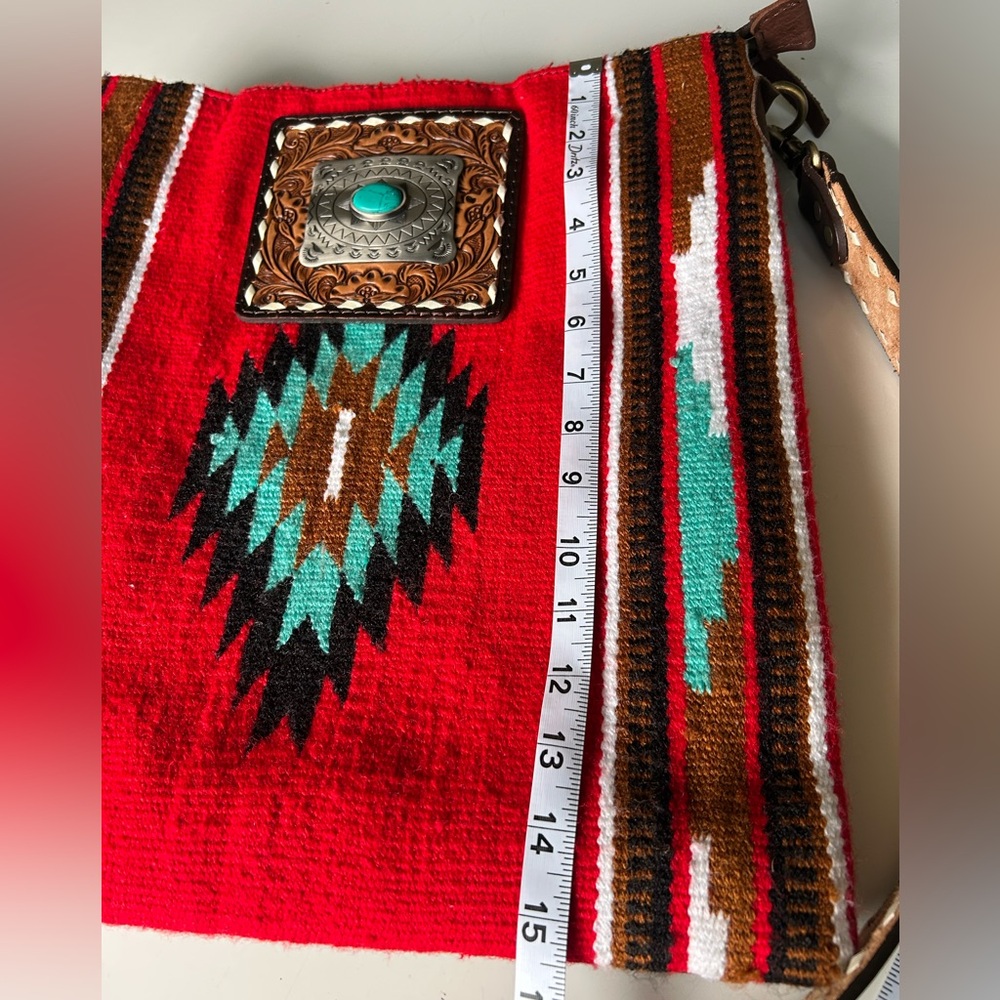 American Darling Large Crossbody Saddle Blanket; Tooled Leather; Red/Turquoise
